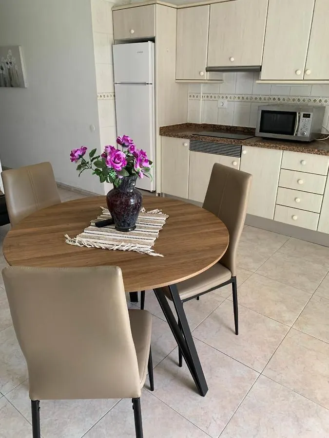 Apartament Comodoro, Situado En Frente Del Mar Los Cristianos   Los Cristianos (Tenerife)
