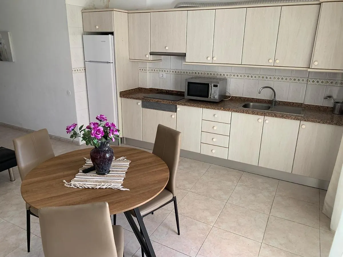Apartament Comodoro, Situado En Frente Del Mar Los Cristianos  Hiszpania